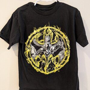 Zoink! Bam! Pow!  Cool Batman Signal Shirt Official Merch.  Size 6-7